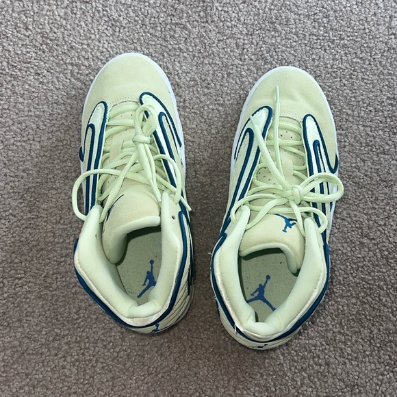 Nike Air Jordan OG - Picture 4 of 7